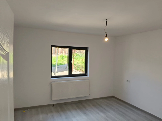 Casa 3 camere - Tomesti