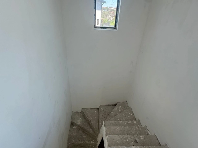 Casa 4 camere - Valea Adanca
