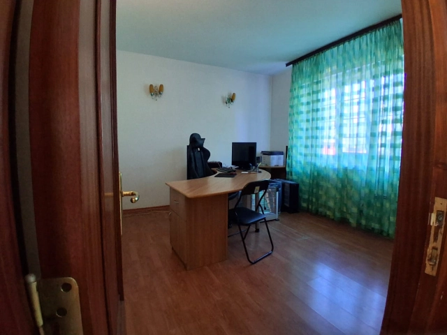 Casa 5 camere - Bucium