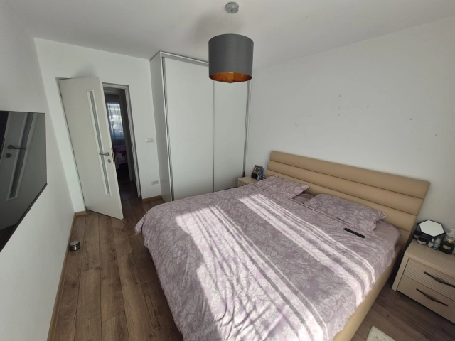 Casa 4 camere - Miroslava