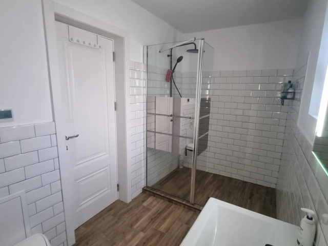 Casa 5 camere - Valea Adanca