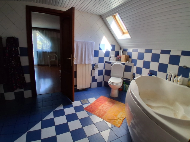 Casa 5 camere - Bucium