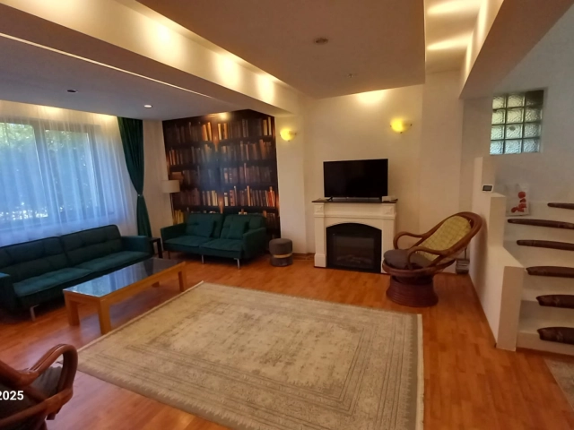 Casa 9 camere - Tatarasi