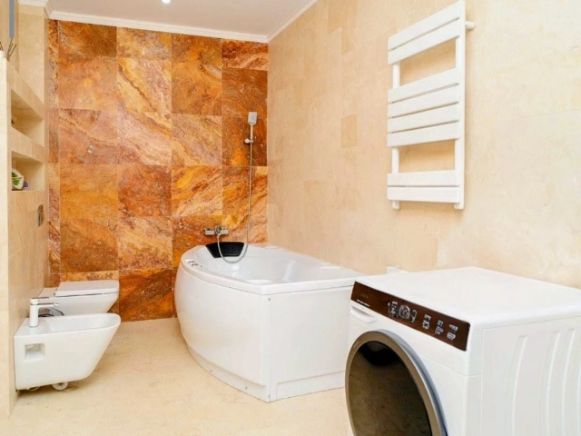 Casa 6 camere - Breazu