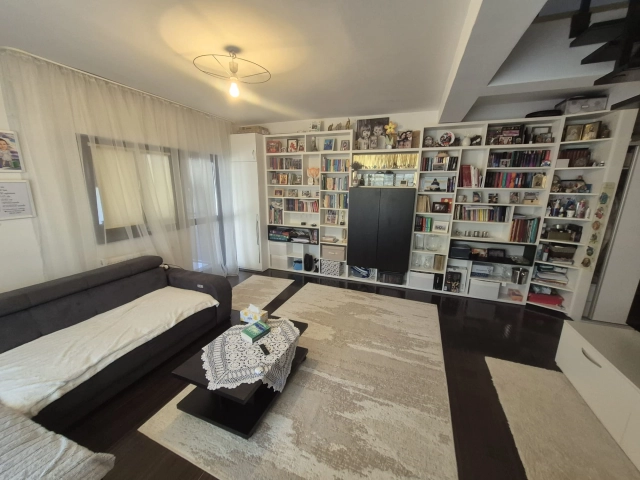 Casa 3 camere - CUG