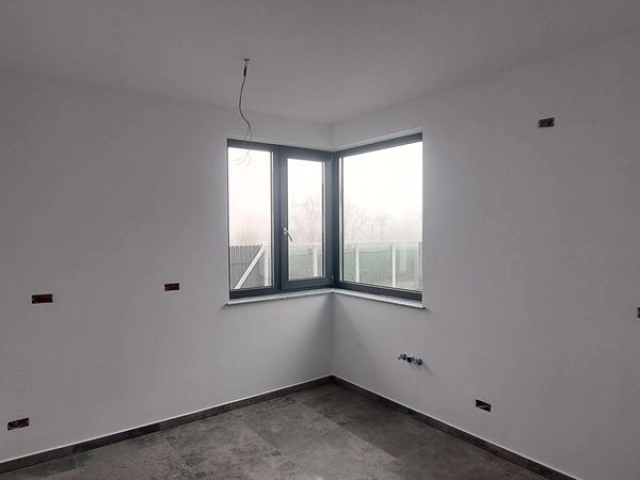 Casa 4 camere - Miroslava