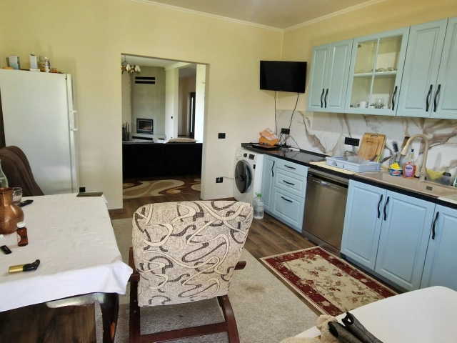Casa 3 camere - Semicentral