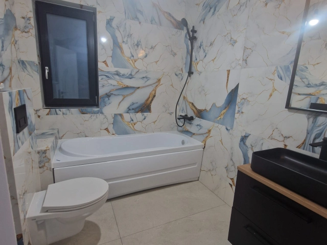 Casa 4 camere - Miroslava