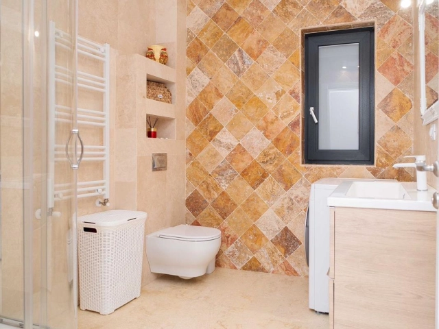 Casa 6 camere - Breazu