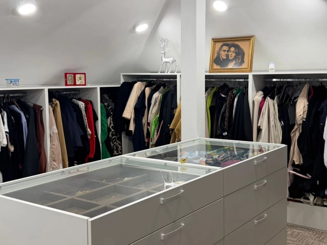 Casa 4 camere - Valea Lupului