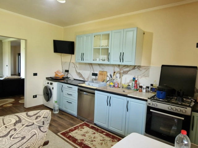 Casa 3 camere - Semicentral