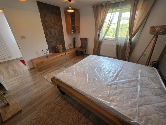 Casa 5 camere - Valea Lupului