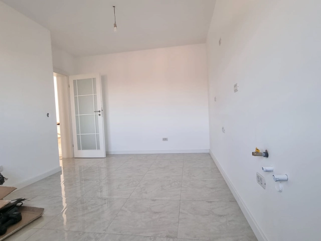 Casa 4 camere - Bucium
