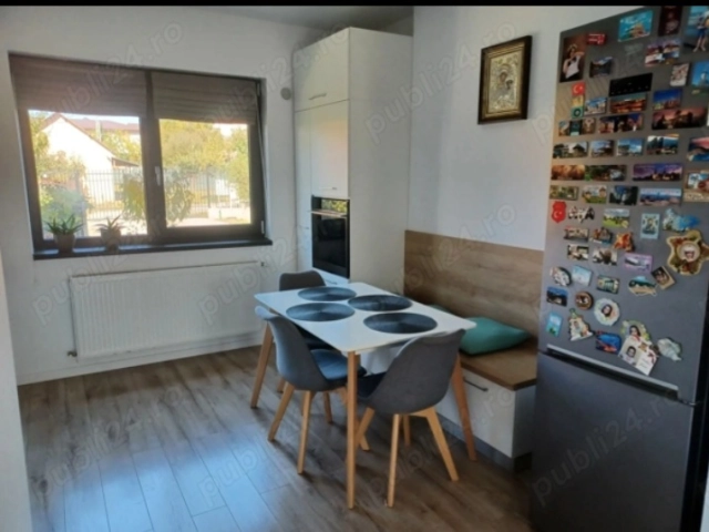 Casa 4 camere - Miroslava