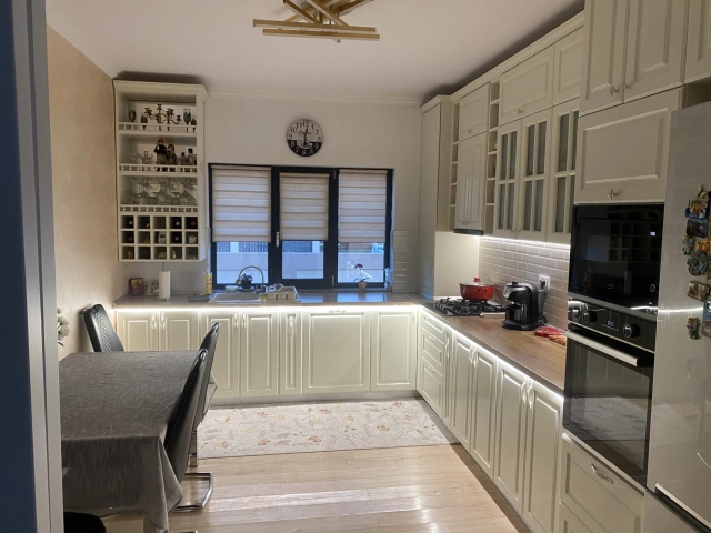 Casa 5 camere - Breazu