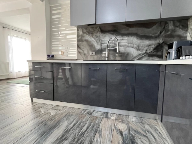 Casa 4 camere - Valea Lupului