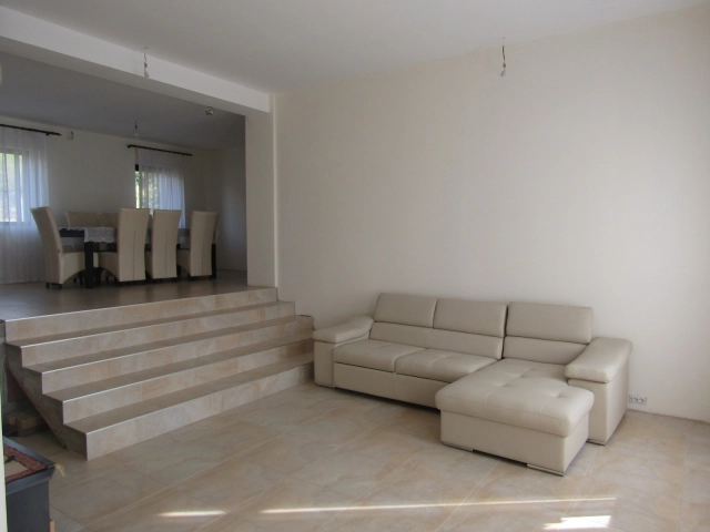 Casa 6 camere - Barnova
