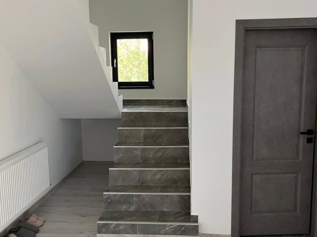 Casa 4 camere - Holboca