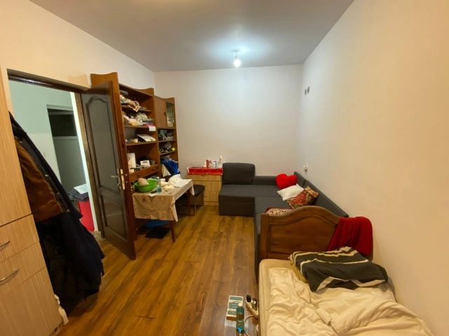 Casa 5 camere - Miroslava