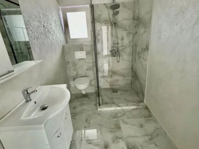 Casa 4 camere - Rediu