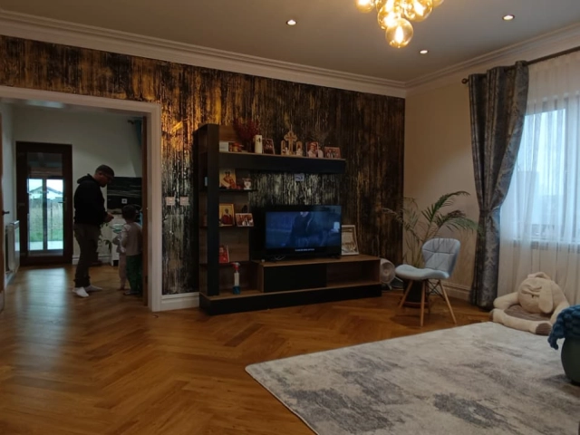 Casa 3 camere - Dancu
