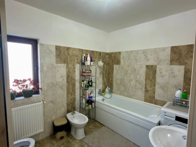 Casa 4 camere - Valea Adanca