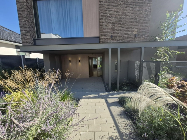 Casa 5 camere - Miroslava