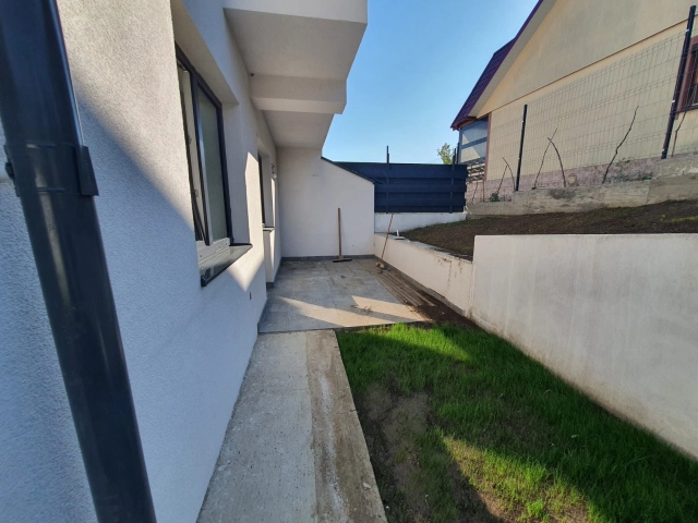 Casa 4 camere - Bucium