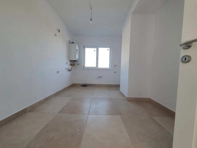 Casa 4 camere - Bucium
