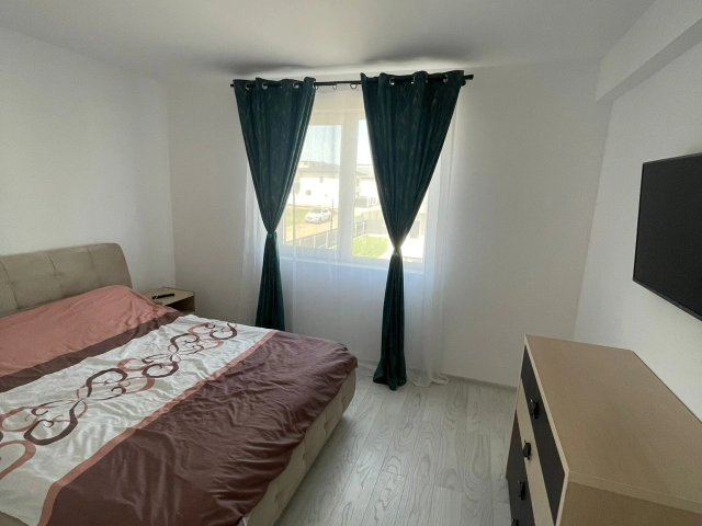 Casa 4 camere - Miroslava