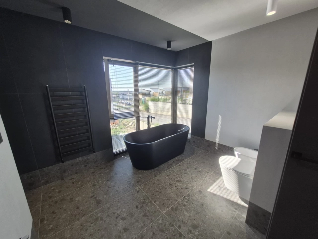 Casa 5 camere - Miroslava