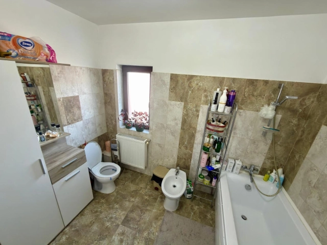 Casa 4 camere - Valea Adanca