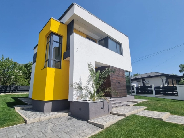 Casa 4 camere - Visani