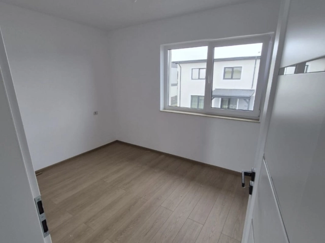 Casa 4 camere - Valea Lupului