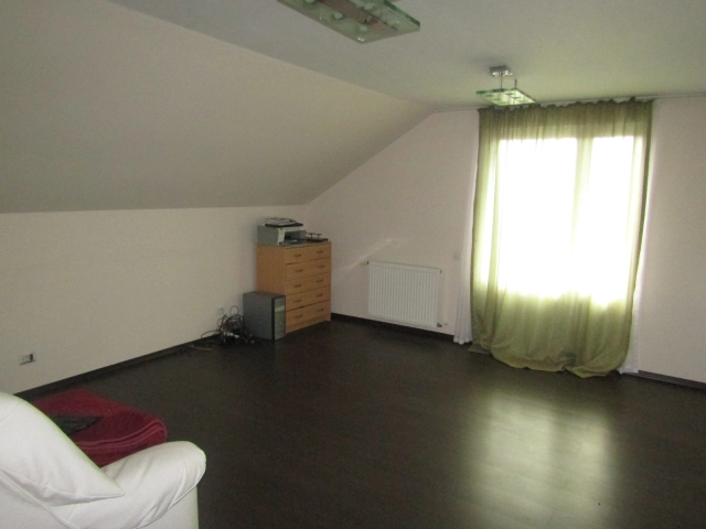 Casa 6 camere - Barnova
