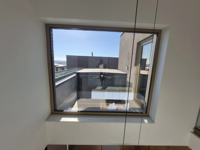 Casa 5 camere - Miroslava