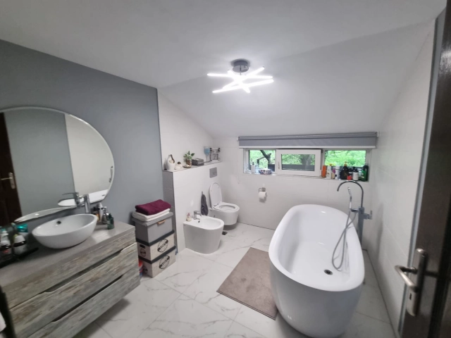 Casa 7 camere - Sararie
