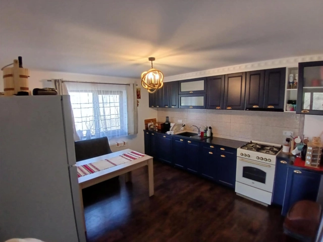 Casa 3 camere - Breazu