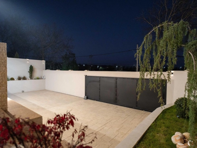 Casa 6 camere - Breazu