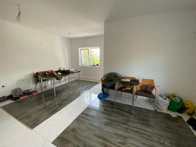 Casa 5 camere - Miroslava