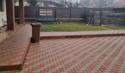 Vila de vanzare,  4 camere, 200mp, Miroslava,  (in spate la la Family Market) Iasi 161215