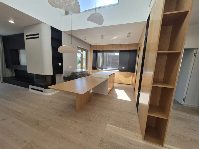 Casa 5 camere - Miroslava