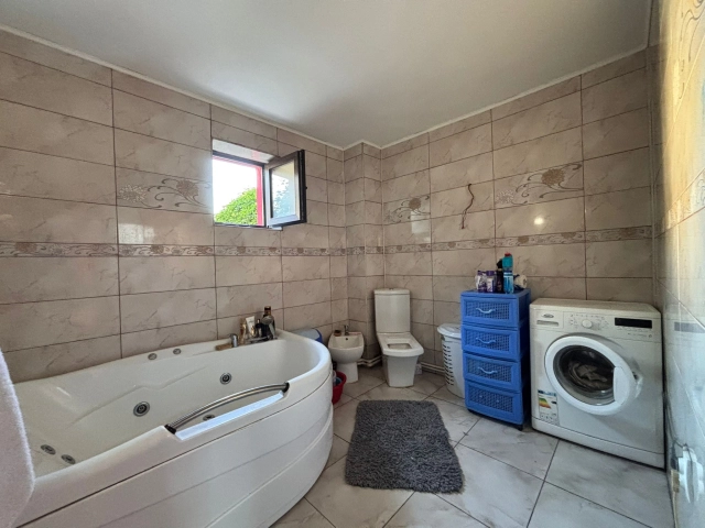 Casa 6 camere - CUG