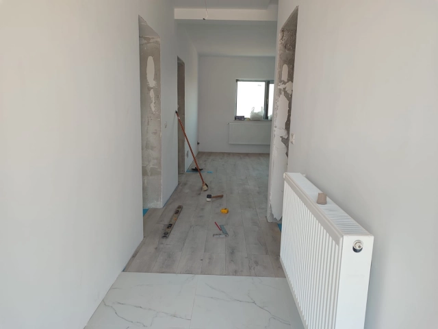 Casa 4 camere - Miroslava