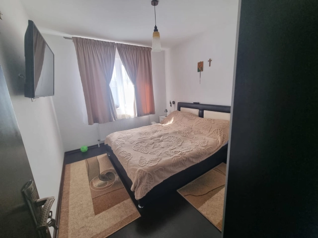Casa 6 camere - Tatarasi