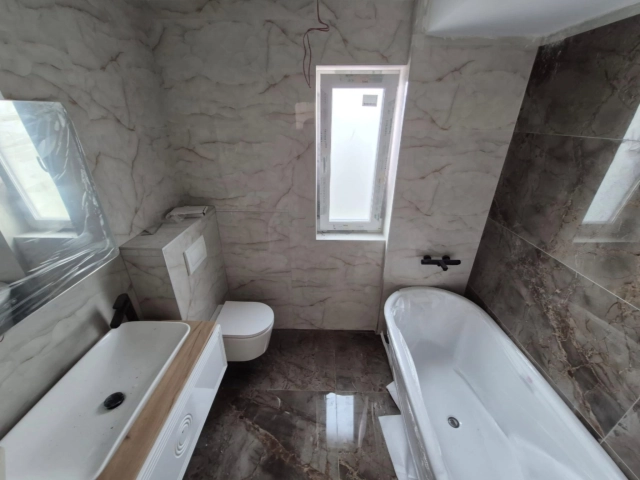 Casa 4 camere - Valea Lupului