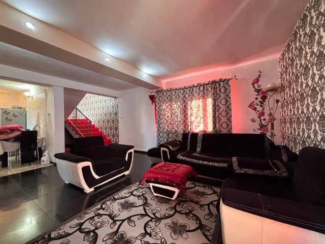 Casa 6 camere - CUG