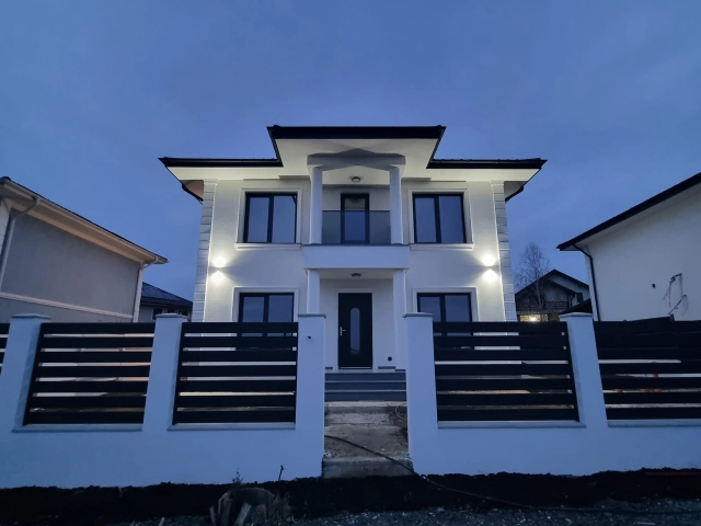 Casa 4 camere - Visani
