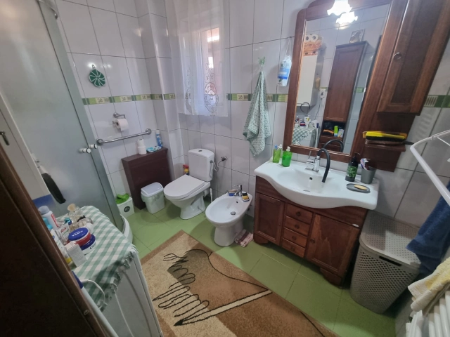 Casa 6 camere - Tatarasi