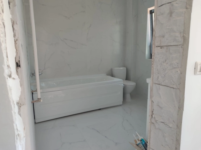 Casa 4 camere - Miroslava